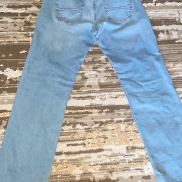 Hollister light wash denim jeans - 31/32 - Picture 2 of 2